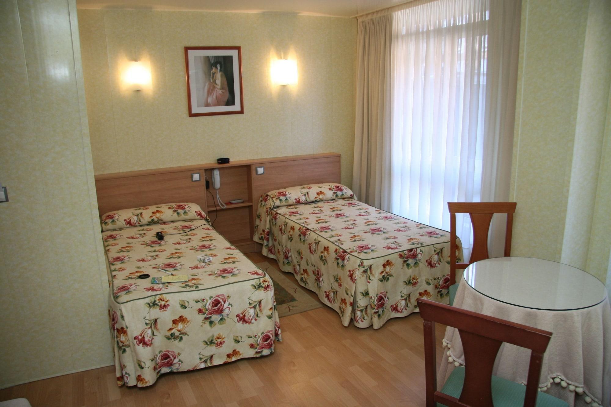 Hotel Bedoya Santander Esterno foto